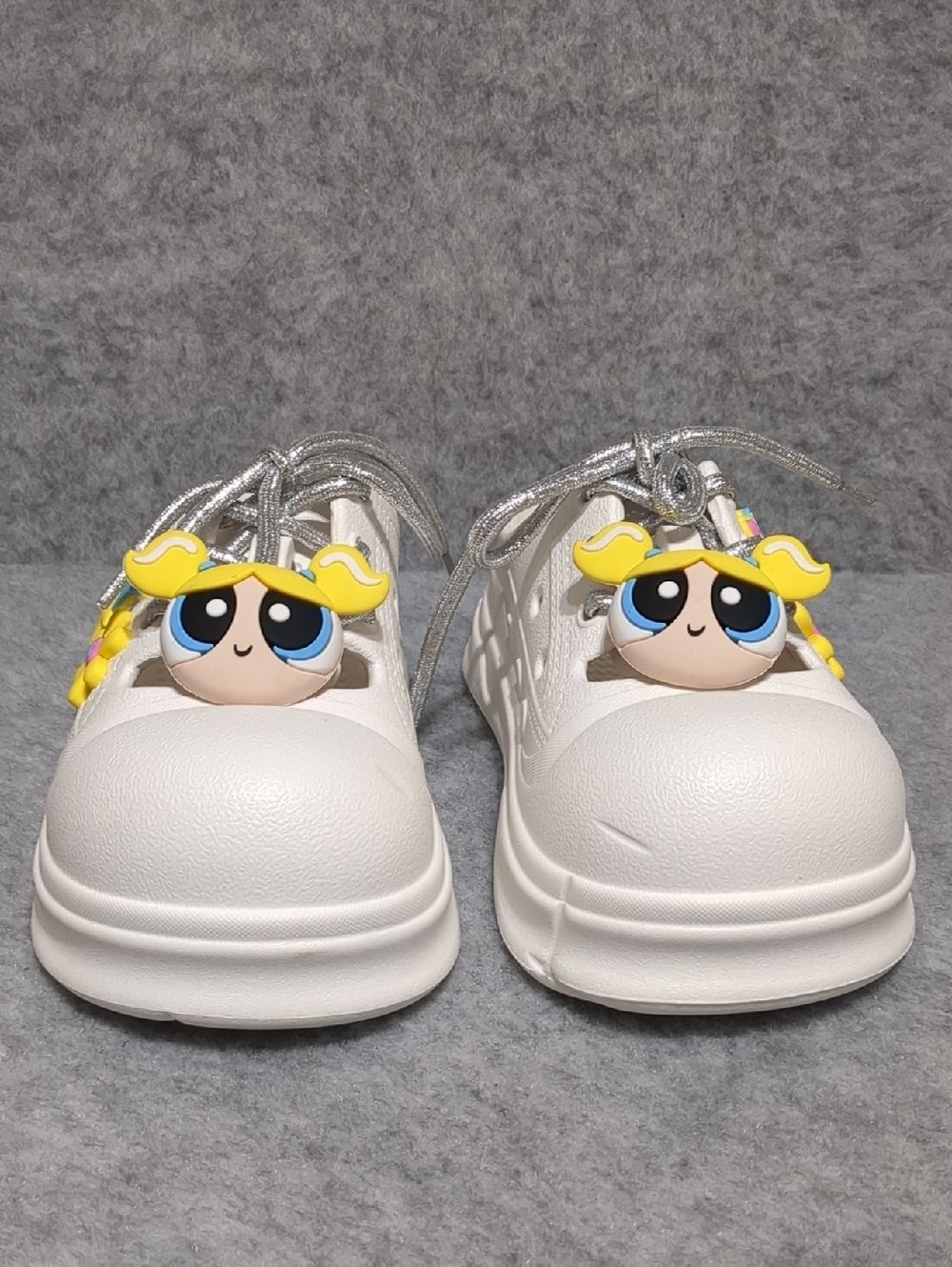 Miniso discontinued powerpuff girls slip on Eva White Women's shoes Size 7 - Picture 2 of 14